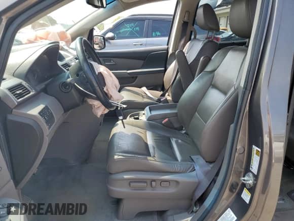 2011 Honda Odyssey Touring с VIN 5FNRL5H91BB089547, выставлен на аукционе Copart как лот 72002965 с пробегом 196 723 миль миль и Списание • Salvage title. История ставок и продаж доступна на DreamBid. Изображение 7.