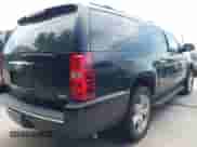 2009 Chevrolet Suburban LTZ с VIN 1GNFC36089J109816, выставлен на аукционе IAAI как лот 42434243 с пробегом 250 263 миль миль и . История ставок и продаж доступна на DreamBid. Изображение 4.