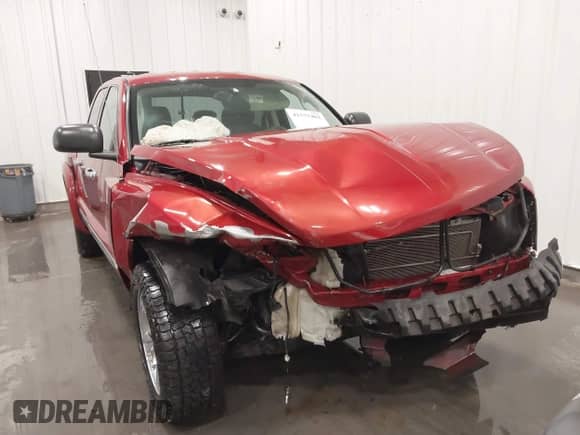 2010 Dodge Dakota с VIN 1D7CE5GP5AS100833, выставлен на аукционе IAAI как лот 41575402 с пробегом 103 628 миль миль и . История ставок и продаж доступна на DreamBid. Изображение 6.