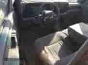 1996 Dodge 1500 z VIN 3B7HF13Y8TG121531, wystawiony jako Copart lot #72366134 z przebiegiem 220 797 mil mil oraz Szkoda całkowita • Salvage title. Historia ofert i sprzedaży dostępna na DreamBid. Obrazek 8.