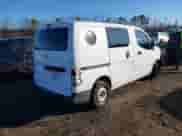 2017 Chevrolet City Express Cargo LS z VIN 3N63M0YN0HK692442, wystawiony jako IAAI lot #41612647 z przebiegiem 197 623 mil mil oraz . Historia ofert i sprzedaży dostępna na DreamBid. Obrazek 4.
