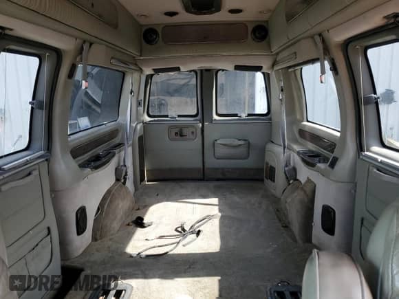 2003 Chevrolet Express Cargo YF7 Upfitter с VIN 1GBFG15T631188217, выставлен на аукционе Copart как лот 56714475 с пробегом Не указан миль и Списание • Salvage title. История ставок и продаж доступна на DreamBid. Изображение 10.