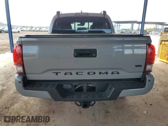 2019 Toyota Tacoma SR z VIN 3TMCZ5AN2KM282555, wystawiony jako Copart lot #70592675 z przebiegiem 83 373 mil mil oraz Szkoda całkowita • Salvage title. Historia ofert i sprzedaży dostępna na DreamBid. Obrazek 6.