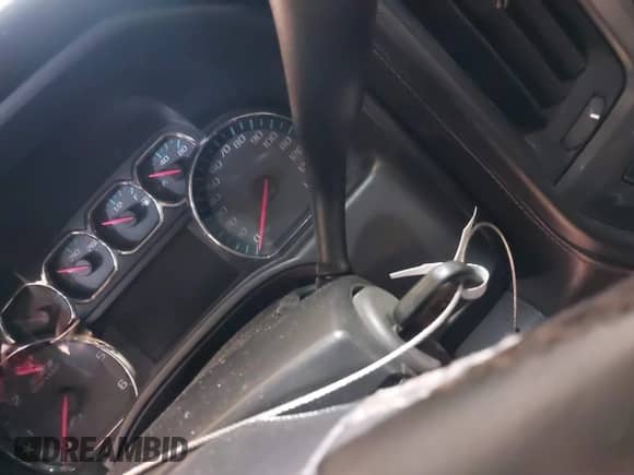 2017 Chevrolet Silverado 1500 LTZ z VIN 3GCUKSEJ4HG328926, wystawiony jako IAAI lot #41125958 z przebiegiem 248 071 mil mil oraz . Historia ofert i sprzedaży dostępna na DreamBid. Obrazek 11.