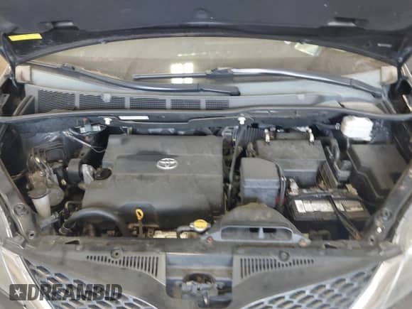 2011 Toyota Sienna SE z VIN 5TDXK3DC0BS128298, wystawiony jako IAAI lot #42706590 z przebiegiem 139 113 mil mil oraz . Historia ofert i sprzedaży dostępna na DreamBid. Obrazek 10.