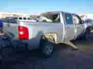 2013 Chevrolet Silverado 1500 LS z VIN 3GCPCREAXDG143762, wystawiony jako IAAI lot #37957432 z przebiegiem 14 mil mil oraz . Historia ofert i sprzedaży dostępna na DreamBid. Obrazek 4.