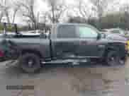 2018 Ram 1500 Express z VIN 1C6RR6KG3JS127669, wystawiony jako IAAI lot #38140829 z przebiegiem 131 565 mil mil oraz . Historia ofert i sprzedaży dostępna na DreamBid. Obrazek 12.