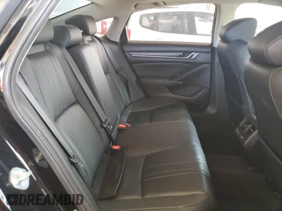 2021 Honda Accord EX-L z VIN 1HGCV1F55MA017014, wystawiony jako Copart lot #63820535 z przebiegiem 59 502 mil mil oraz Nie do naprawy • Non repairable. Historia ofert i sprzedaży dostępna na DreamBid. Obrazek 10.