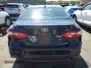 2020 Toyota Camry LE z VIN 4T1C11AK9LU874324, wystawiony jako Copart lot #80186235 z przebiegiem 154 948 mil mil oraz Nie do naprawy • Non repairable. Historia ofert i sprzedaży dostępna na DreamBid. Obrazek 6.