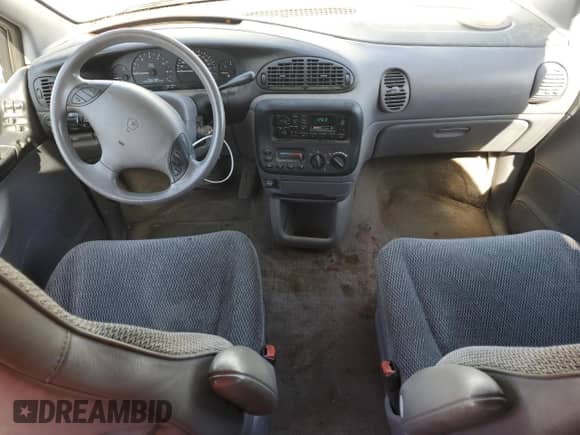 1997 Dodge Caravan SE z VIN 2B4GP45R0VR138396, wystawiony jako Copart lot #50249145 z przebiegiem Nie podano mil oraz Czysty tytuł • Clean title. Historia ofert i sprzedaży dostępna na DreamBid. Obrazek 8.