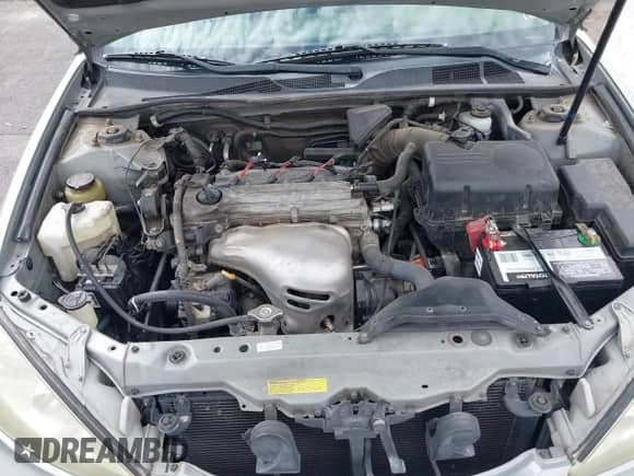 2005 Toyota Camry LE z VIN 4T1BE30K45U526897, wystawiony jako IAAI lot #43312206 z przebiegiem 215 644 mil mil oraz . Historia ofert i sprzedaży dostępna na DreamBid. Obrazek 10.
