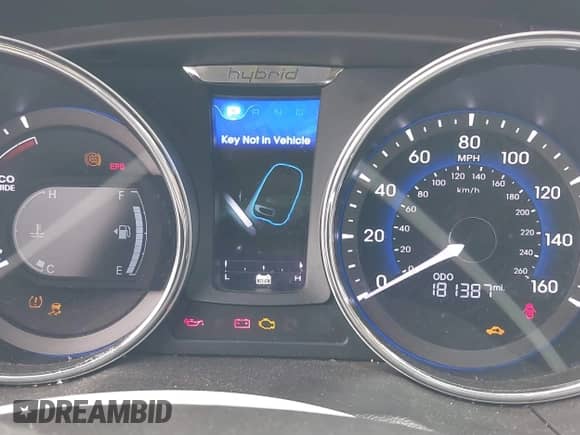 2012 Hyundai Sonata Hybrid z VIN KMHEC4A47CA044013, wystawiony jako IAAI lot #43455525 z przebiegiem 181 387 mil mil oraz . Historia ofert i sprzedaży dostępna na DreamBid. Obrazek 7.