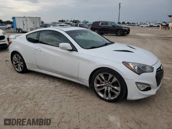 2015 Hyundai Genesis Coupe Ultimate с VIN KMHHU6KJ4FU131011, выставлен на аукционе Copart как лот 72585804 с пробегом 90 235 миль миль и Списание • Salvage title. История ставок и продаж доступна на DreamBid. Изображение 4.