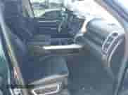 2022 Ram 1500 Laramie с VIN 1C6SRFJT8NN261808, выставлен на аукционе IAAI как лот 43170689 с пробегом 32 952 миль миль и . История ставок и продаж доступна на DreamBid. Изображение 5.