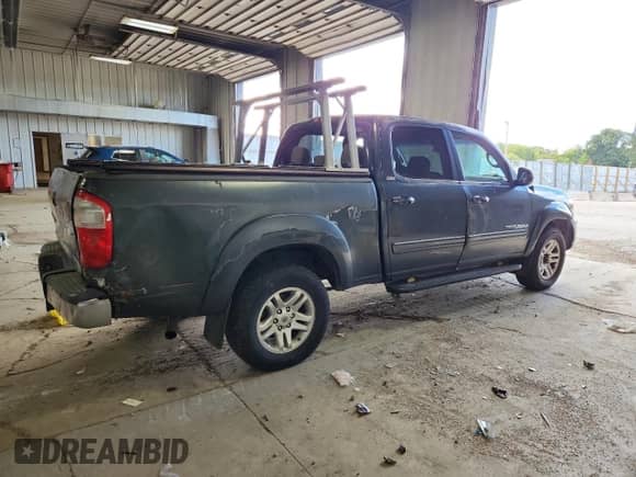 2005 Toyota Tundra SR5 с VIN 5TBET34135S490027, выставлен на аукционе Copart как лот 71548435 с пробегом 252 350 миль миль и На запчасти • Non repairable. История ставок и продаж доступна на DreamBid. Изображение 3.