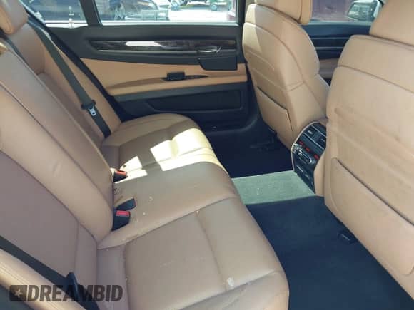 2012 BMW 7 Series 740Li with VIN WBAKB4C53CC576991, listed as a IAAI auction lot 41985643 with 107,416 mi miles and . Bid and sale history available at DreamBid. Image 8.