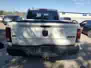 2021 Ram 1500 SLT z VIN 1C6RR7LG1MS579774, wystawiony jako Copart lot #70923505 z przebiegiem 105 585 mil mil oraz Nie do naprawy • Non repairable. Historia ofert i sprzedaży dostępna na DreamBid. Obrazek 6.