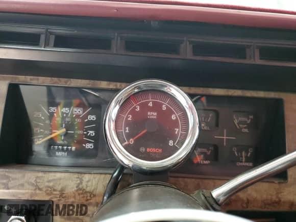 1986 Ford F-150 z VIN 1FTEF14N1GNB28177, wystawiony jako Copart lot #86916464 z przebiegiem 53 181 mil mil oraz Szkoda całkowita • Salvage title. Historia ofert i sprzedaży dostępna na DreamBid. Obrazek 9.