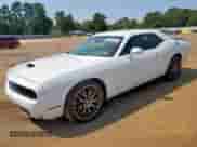 2023 Dodge Challenger GT z VIN 2C3CDZJG1PH526357, wystawiony jako Copart lot #70330235 z przebiegiem 51 282 mil mil oraz Szkoda całkowita • Salvage title. Historia ofert i sprzedaży dostępna na DreamBid. Obrazek 1.