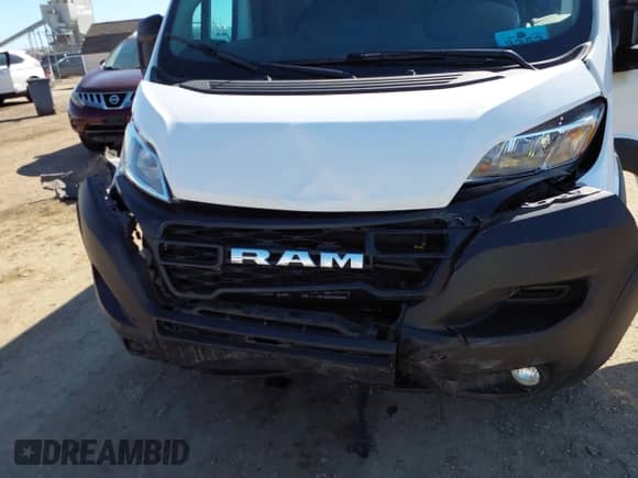 2023 Ram ProMaster Cargo с VIN 3C6MRVJG6PE512967, выставлен на аукционе IAAI как лот 41728126 с пробегом 102 133 миль миль и . История ставок и продаж доступна на DreamBid. Изображение 18.