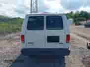 2014 Ford Econoline Cargo Commercial z VIN 1FTNE2EL5EDA47479, wystawiony jako IAAI lot #42285209 z przebiegiem 113 219 mil mil oraz . Historia ofert i sprzedaży dostępna na DreamBid. Obrazek 16.