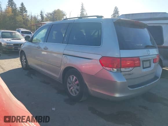 2008 Honda Odyssey EX z VIN 5FNRL38438B068846, wystawiony jako IAAI lot #43451580 z przebiegiem 185 466 mil mil oraz . Historia ofert i sprzedaży dostępna na DreamBid. Obrazek 3.