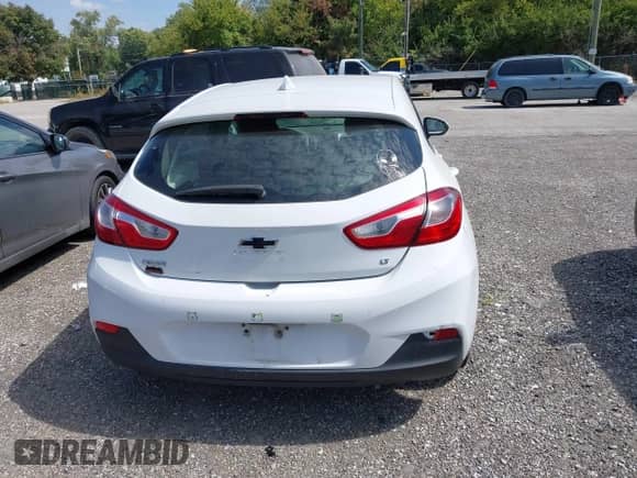 2017 Chevrolet Cruze LT с VIN 3G1BE6SM8HS569852, выставлен на аукционе IAAI как лот 43203407 с пробегом 176 015 миль миль и . История ставок и продаж доступна на DreamBid. Изображение 16.