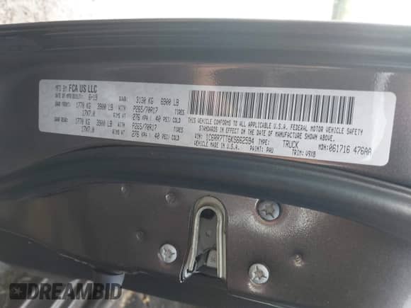 2019 Ram 1500 Big Horn z VIN 1C6RR7TT6KS662594, wystawiony jako IAAI lot #42984847 z przebiegiem 50 813 mil mil oraz . Historia ofert i sprzedaży dostępna na DreamBid. Obrazek 9.