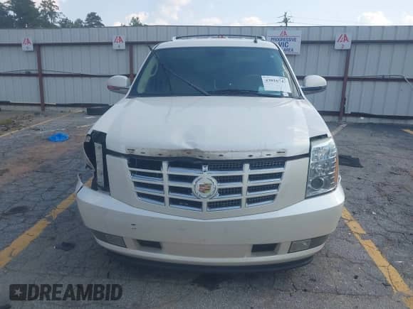 2013 Cadillac Escalade with VIN 1GYS3AEF4DR169209, listed as a IAAI auction lot 43016747 with 268,550 mi miles and . Bid and sale history available at DreamBid. Image 12.