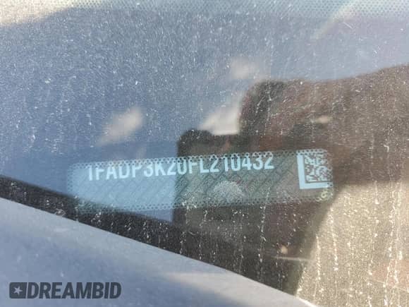 2015 Ford Focus SE z VIN 1FADP3K20FL210432, wystawiony jako Copart lot #86124805 z przebiegiem 98 374 mil mil oraz Czysty tytuł • Clean title. Historia ofert i sprzedaży dostępna na DreamBid. Obrazek 12.