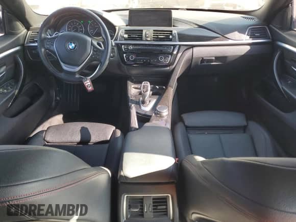 2018 BMW 4 Series 430i z VIN WBA4J1C50JBG75686, wystawiony jako Copart lot #80008105 z przebiegiem 84 504 mil mil oraz Czysty tytuł • Clean title. Historia ofert i sprzedaży dostępna na DreamBid. Obrazek 8.