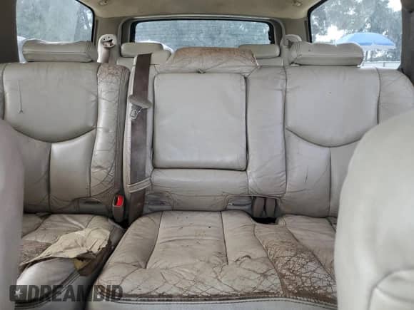 2003 Chevrolet Suburban Z71 with VIN 3GNFK16Z03G288710, listed as a Copart auction lot 63752324 with 277,449 mi miles and Non repairable. Bid and sale history available at DreamBid. Image 10.