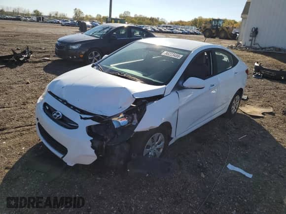 2017 Hyundai Accent SE with VIN KMHCT4AE6HU243382, listed as a Copart auction lot 86223455 with 85,831 mi miles and Clean title. Bid and sale history available at DreamBid. Image 1.