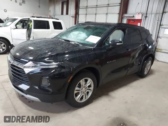 2020 Chevrolet Blazer LT with VIN 3GNKBCRS5LS725199, listed as a IAAI auction lot 43291407 with 44,936 mi miles and . Bid and sale history available at DreamBid. Image 2.