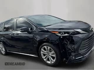 2022 Toyota Sienna Platinum с VIN 5TDERKEC5NS111495, выставлен на аукционе Copart как лот 90078955 с пробегом 90 876 миль миль и Чистый • Clean title. История ставок и продаж доступна на DreamBid. Изображение 1.