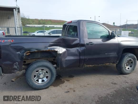 2014 Chevrolet Silverado 1500 Work Truck z VIN 1GCNKPEC6EZ296723, wystawiony jako IAAI lot #42026115 z przebiegiem 247 718 mil mil oraz . Historia ofert i sprzedaży dostępna na DreamBid. Obrazek 13.