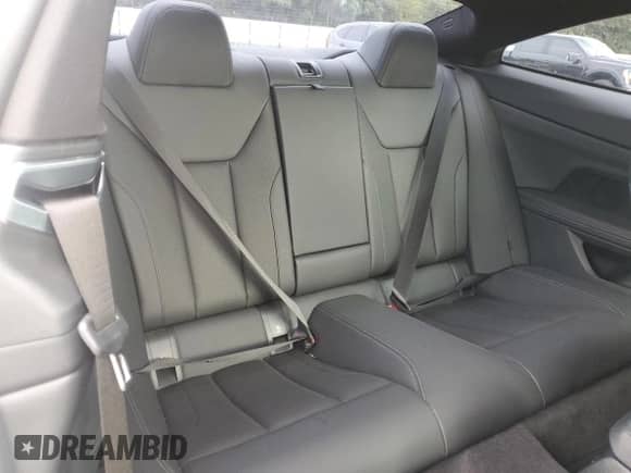 2023 BMW 4 Series 430i xDrive z VIN WBA73AP00PCM13379, wystawiony jako Copart lot #68164165 z przebiegiem 32 397 mil mil oraz Szkoda całkowita • Salvage title. Historia ofert i sprzedaży dostępna na DreamBid. Obrazek 10.