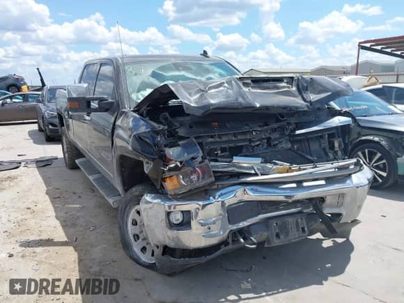2019 Chevrolet Silverado 2500HD LTZ с VIN 1GC1KTEYXKF156139, выставлен на аукционе IAAI как лот 42962860 с пробегом 163 580 миль миль и . История ставок и продаж доступна на DreamBid. Изображение 1.
