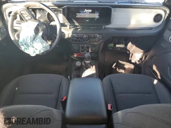 2024 Jeep Wrangler Sport S с VIN 1C4PJXDG0RW300255, выставлен на аукционе Copart как лот 65125025 с пробегом 16 674 миль миль и На запчасти • Non repairable. История ставок и продаж доступна на DreamBid. Изображение 8.