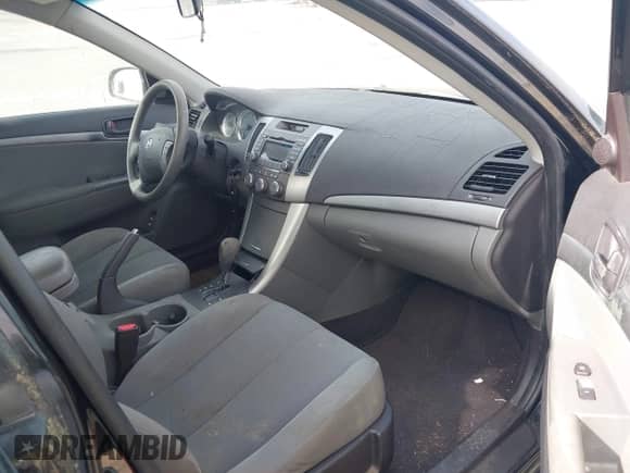 2009 Hyundai Sonata GLS z VIN 5NPET46C09H487514, wystawiony jako IAAI lot #43248812 z przebiegiem 210 634 mil mil oraz . Historia ofert i sprzedaży dostępna na DreamBid. Obrazek 5.
