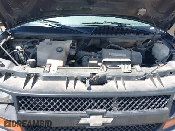 2007 Chevrolet Express Passenger с VIN 1GAHG39U671218320, выставлен на аукционе IAAI как лот 42884672 с пробегом Не указан миль и . История ставок и продаж доступна на DreamBid. Изображение 10.