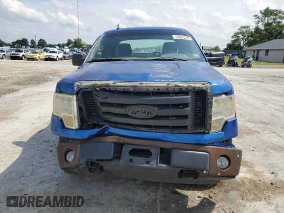 2009 Ford F-150 STX with VIN 1FTRX14899KB51347, listed as a Copart auction lot 62101345 with 200,547 mi miles and Salvage title. Bid and sale history available at DreamBid. Image 5.