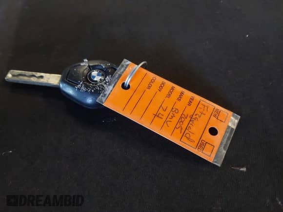 2005 BMW Z4 3.0i с VIN 4USBT53545LU09378, выставлен на аукционе IAAI как лот 41579934 с пробегом Не указан миль и . История ставок и продаж доступна на DreamBid. Изображение 11.