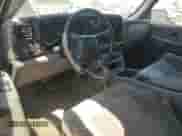 2000 Chevrolet Silverado 1500 LS z VIN 1GCEK19T4YE193674, wystawiony jako Copart lot #64790105 z przebiegiem 209 396 mil mil oraz Szkoda całkowita • Salvage title. Historia ofert i sprzedaży dostępna na DreamBid. Obrazek 8.