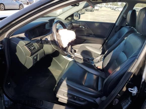 2017 Honda Accord EX-L z VIN JHMCR6F58HC003858, wystawiony jako Copart lot #87279935 z przebiegiem 256 353 mil mil oraz Szkoda całkowita • Salvage title. Historia ofert i sprzedaży dostępna na DreamBid. Obrazek 7.