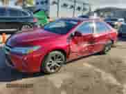 2015 Toyota Camry XSE z VIN 4T1BK1FK2FU557622, wystawiony jako Copart lot #85925035 z przebiegiem 73 038 mil mil oraz Szkoda całkowita • Salvage title. Historia ofert i sprzedaży dostępna na DreamBid. Obrazek 1.