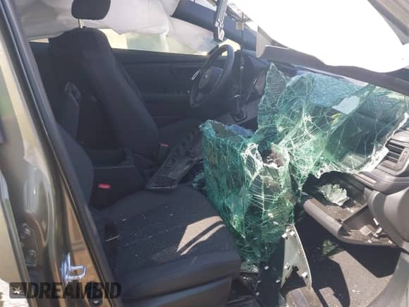 2025 Subaru Forester Premium z VIN JF2SLDDC1SH454145, wystawiony jako IAAI lot #42969733 z przebiegiem 18 007 mil mil oraz . Historia ofert i sprzedaży dostępna na DreamBid. Obrazek 5.