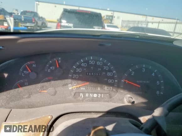 1997 Ford F-150 XL with VIN 1FTDF07WXVKA53293, listed as a Copart auction lot 84745555 with 164,151 mi miles and Salvage title. Bid and sale history available at DreamBid. Image 9.