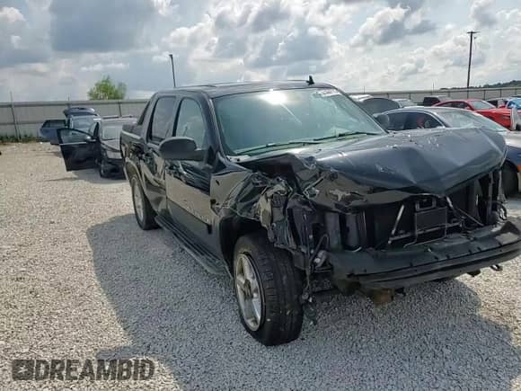 2007 Chevrolet Avalanche 3LT с VIN 3GNFK12387G122796, выставлен на аукционе Copart как лот 67800725 с пробегом 347 522 миль миль и Списание • Salvage title. История ставок и продаж доступна на DreamBid. Изображение 14.