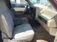 1996 Dodge Dakota z VIN 1B7GL23X3TS523127, wystawiony jako IAAI lot #43101812 z przebiegiem 204 048 mil mil oraz . Historia ofert i sprzedaży dostępna na DreamBid. Obrazek 5.